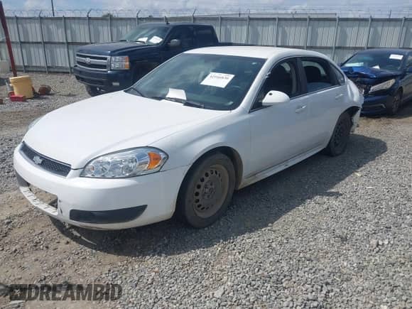2012 Chevrolet Impala Police Police z VIN 2G1WD5E36C1310220, wystawiony jako IAAI lot #42166830 z przebiegiem 200 004 mil mil oraz . Historia ofert i sprzedaży dostępna na DreamBid. Obrazek 2.