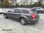 2008 Dodge Magnum with VIN 2D8GZ37V78H136688, listed as a Copart auction lot 74775734 with 282,084 mi miles and Salvage title. Bid and sale history available at DreamBid. Image 2.