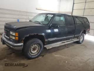 1995 GMC Sierra 1500 z VIN 1GTEK19K3SE548039, wystawiony jako Copart lot #58201755 z przebiegiem 124 841 mil mil oraz Czysty tytuł • Clean title. Historia ofert i sprzedaży dostępna na DreamBid. Obrazek 1.