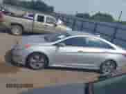 2015 Hyundai Sonata with VIN KMHEC4A40FA127173, listed as a IAAI auction lot 43258285 with 149,043 mi miles and . Bid and sale history available at DreamBid. Image 14.