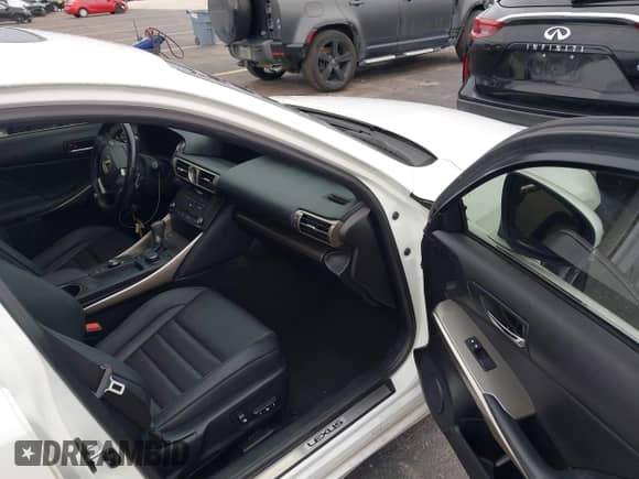 2016 Lexus IS 200t с VIN JTHBA1D23G5001775, выставлен на аукционе IAAI как лот 43386646 с пробегом 108 454 миль миль и . История ставок и продаж доступна на DreamBid. Изображение 5.