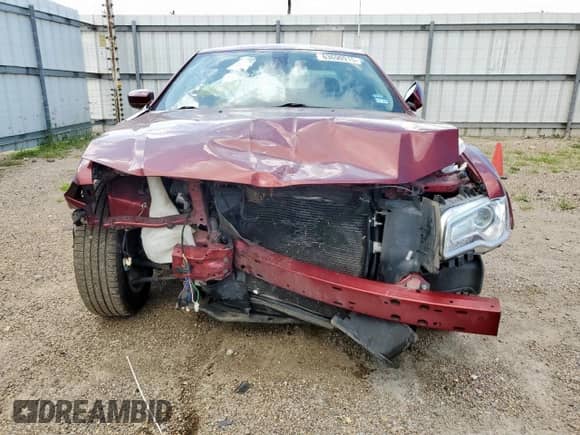 2015 Chrysler 300 Limited with VIN 2C3CCAAG4FH904450, listed as a Copart auction lot 63690915 with 65,197 mi miles and Salvage title. Bid and sale history available at DreamBid. Image 5.