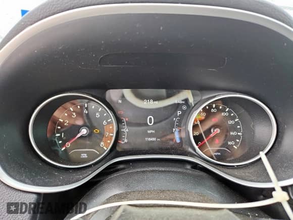2018 Jeep Compass Latitude z VIN 3C4NJCBB9JT108608, wystawiony jako Copart lot #62002645 z przebiegiem 116 450 mil mil oraz Czysty tytuł • Clean title. Historia ofert i sprzedaży dostępna na DreamBid. Obrazek 9.