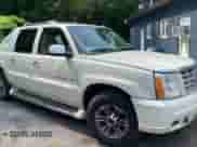 2004 Cadillac Escalade EXT with VIN 3GYEK62N94G182224, listed as a Copart auction lot 60896725 with 295,373 mi miles and Clean title. Bid and sale history available at DreamBid. Image 1.