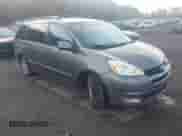 2004 Toyota Sienna XLE z VIN 5TDZA22C44S131961, wystawiony jako IAAI lot #43266500 z przebiegiem 177 567 mil mil oraz . Historia ofert i sprzedaży dostępna na DreamBid. Obrazek 1.