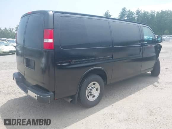 2019 Chevrolet Express Cargo с VIN 1GCWGAFP9K1229029, выставлен на аукционе IAAI как лот 42387553 с пробегом 78 666 миль миль и . История ставок и продаж доступна на DreamBid. Изображение 4.