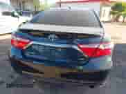 2015 Toyota Camry SE z VIN 4T1BF1FK8FU037736, wystawiony jako IAAI lot #43465661 z przebiegiem 112 758 mil mil oraz . Historia ofert i sprzedaży dostępna na DreamBid. Obrazek 16.
