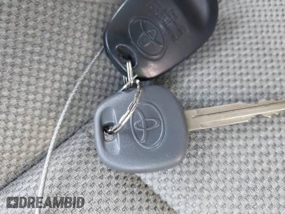 2017 Toyota Sienna L z VIN 5TDZZ3DC6HS799116, wystawiony jako IAAI lot #41977791 z przebiegiem 88 760 mil mil oraz . Historia ofert i sprzedaży dostępna na DreamBid. Obrazek 11.