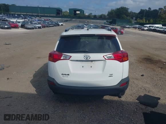 2015 Toyota RAV4 LE with VIN 2T3BFREV3FW370329, listed as a IAAI auction lot 43249736 with 108,001 mi miles and . Bid and sale history available at DreamBid. Image 16.