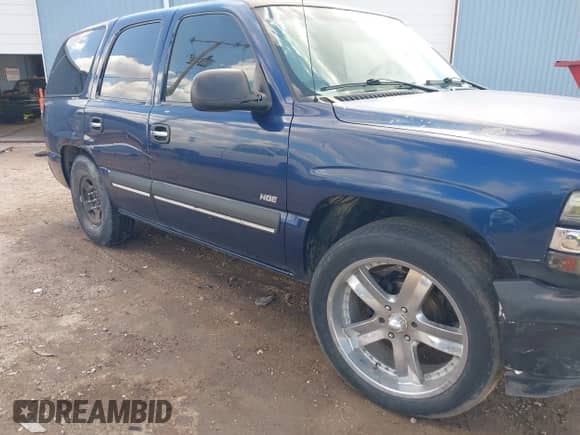 2002 Chevrolet Tahoe LS с VIN 1GNEC13Z32R128767, выставлен на аукционе IAAI как лот 43410438 с пробегом 241 523 миль миль и . История ставок и продаж доступна на DreamBid. Изображение 6.