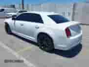 2017 Chrysler 300 S с VIN 2C3CCABG4HH664771, выставлен на аукционе IAAI как лот 42692209 с пробегом 128 994 миль миль и . История ставок и продаж доступна на DreamBid. Изображение 3.