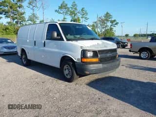 2008 Chevrolet Express Cargo с VIN 1GCGG25CX81180506, выставлен на аукционе IAAI как лот 43132673 с пробегом 368 577 миль миль и . История ставок и продаж доступна на DreamBid. Изображение 1.