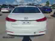 2018 Hyundai Elantra SEL с VIN 5NPD84LF5JH319612, выставлен на аукционе IAAI как лот 43408781 с пробегом 83 318 миль миль и . История ставок и продаж доступна на DreamBid. Изображение 17.