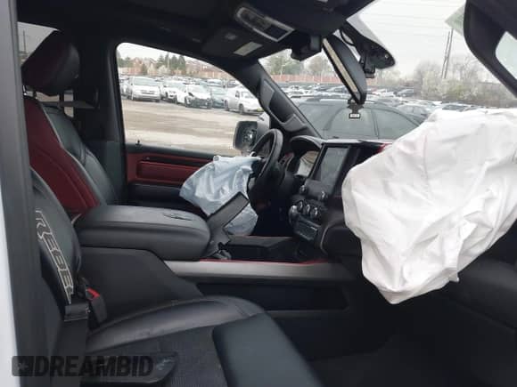 2019 Ram 1500 Rebel z VIN 1C6SRFLT9KN550608, wystawiony jako IAAI lot #41937627 z przebiegiem 8 059 mil mil oraz . Historia ofert i sprzedaży dostępna na DreamBid. Obrazek 5.