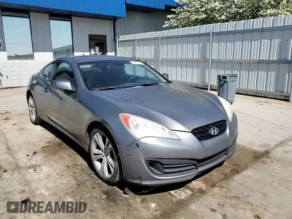 2010 Hyundai Genesis Coupe Premium с VIN KMHHT6KD9AU004230, выставлен на аукционе Copart как лот 56286055 с пробегом 199 511 миль миль и Списание • Salvage title. История ставок и продаж доступна на DreamBid. Изображение 13.