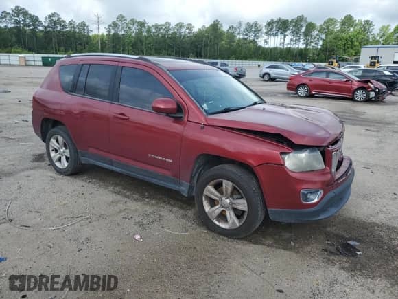 2015 Jeep Compass High Altitude with VIN 1C4NJCEA0FD400115, listed as a Copart auction lot 60698665 with 160,992 mi miles and Salvage title. Bid and sale history available at DreamBid. Image 4.