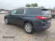 2018 Chevrolet Traverse LT Cloth z VIN 1GNEVGKW2JJ251025, wystawiony jako IAAI lot #43021931 z przebiegiem 63 014 mil mil oraz . Historia ofert i sprzedaży dostępna na DreamBid. Obrazek 3.