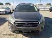 2017 Ford Escape Titanium z VIN 1FMCU9JD2HUC02846, wystawiony jako Copart lot #71730795 z przebiegiem 172 823 mil mil oraz Szkoda całkowita • Salvage title. Historia ofert i sprzedaży dostępna na DreamBid. Obrazek 5.