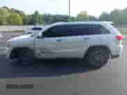2017 Jeep Grand Cherokee Limited с VIN 1C4RJEBG7HC641975, выставлен на аукционе IAAI как лот 43261505 с пробегом 195 463 миль миль и . История ставок и продаж доступна на DreamBid. Изображение 15.