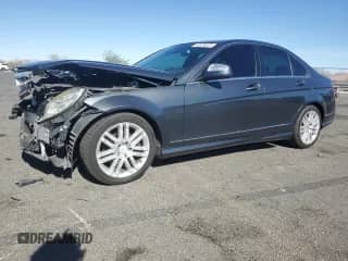 2009 Mercedes-Benz C 300 Sport z VIN WDDGF54X29R077145, wystawiony jako Copart lot #63529525 z przebiegiem 72 025 mil mil oraz Szkoda całkowita • Salvage title. Historia ofert i sprzedaży dostępna na DreamBid. Obrazek 1.