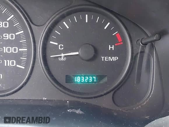 2004 Chevrolet Venture LS с VIN 1GNDX03E04D199500, выставлен на аукционе IAAI как лот 41216314 с пробегом 183 237 миль миль и . История ставок и продаж доступна на DreamBid. Изображение 16.