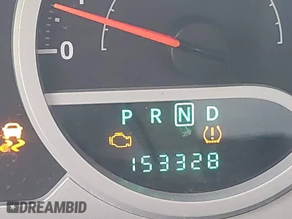 2008 Jeep Wrangler Unlimited Sahara z VIN 1J4GA59148L617989, wystawiony jako IAAI lot #43095265 z przebiegiem 153 328 mil mil oraz . Historia ofert i sprzedaży dostępna na DreamBid. Obrazek 15.