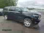 2023 Chevrolet Suburban High Country z VIN 1GNSKGKL5PR240192, wystawiony jako Copart lot #57671045 z przebiegiem Nie podano mil oraz Szkoda całkowita • Salvage title. Historia ofert i sprzedaży dostępna na DreamBid. Obrazek 4.