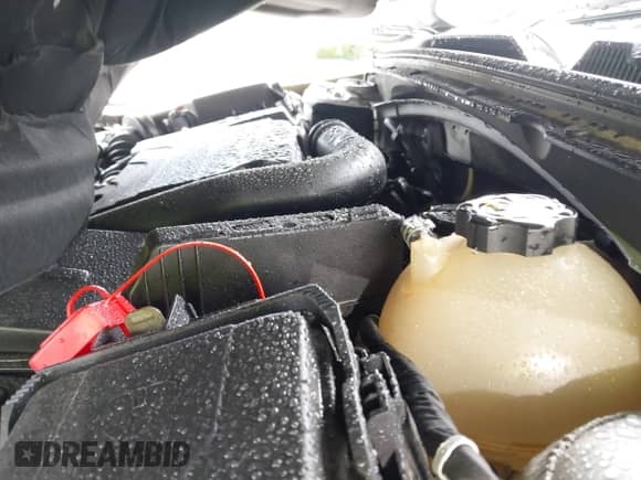 2016 Chevrolet Malibu LT z VIN 1G1ZE5ST3GF307594, wystawiony jako IAAI lot #42651949 z przebiegiem 108 369 mil mil oraz . Historia ofert i sprzedaży dostępna na DreamBid. Obrazek 10.