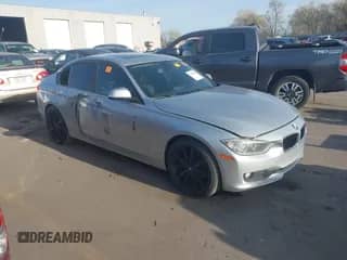 2014 BMW 3 Series 328i z VIN WBA3A5G56ENP32357, wystawiony jako IAAI lot #41970190 z przebiegiem 112 815 mil mil oraz . Historia ofert i sprzedaży dostępna na DreamBid. Obrazek 1.