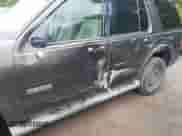 2007 Ford Explorer XLT с VIN 1FMEU73E17UB54581, выставлен на аукционе IAAI как лот 43200260 с пробегом 150 704 миль миль и . История ставок и продаж доступна на DreamBid. Изображение 6.