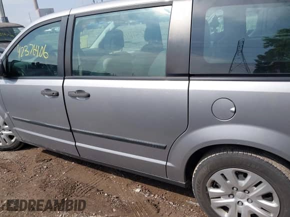 2016 Dodge Grand Caravan SE Plus with VIN 2C4RDGBG8GR155071, listed as a IAAI auction lot 42376406 with 120,874 mi miles and . Bid and sale history available at DreamBid. Image 14.