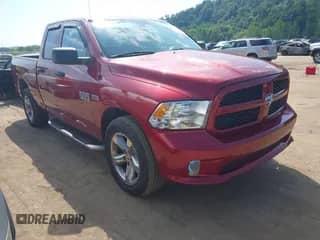2013 Ram 1500 Express z VIN 1C6RR7FT1DS505179, wystawiony jako IAAI lot #42799854 z przebiegiem 161 608 mil mil oraz . Historia ofert i sprzedaży dostępna na DreamBid. Obrazek 1.