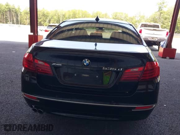 2014 BMW 5 Series 535d xDrive with VIN WBAFV3C57ED684627, listed as a IAAI auction lot 42835540 with 187,596 mi miles and . Bid and sale history available at DreamBid. Image 16.