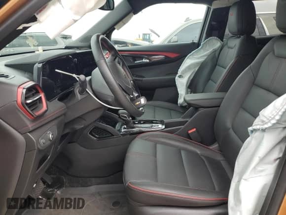2024 Chevrolet TrailBlazer RS z VIN KL79MUSL4RB062929, wystawiony jako Copart lot #81631875 z przebiegiem 33 474 mil mil oraz Nie do naprawy • Non repairable. Historia ofert i sprzedaży dostępna na DreamBid. Obrazek 7.