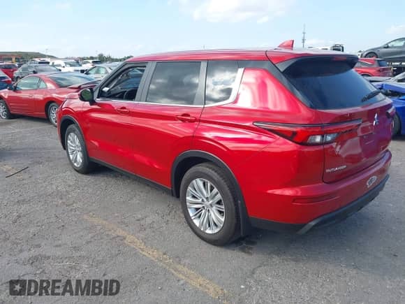 2024 Mitsubishi Outlander ES with VIN JA4J3UA89RZ072115, listed as a IAAI auction lot 41309564 with 2,178 mi miles and . Bid and sale history available at DreamBid. Image 3.