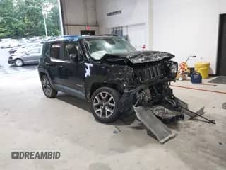 2018 Jeep Renegade Latitude z VIN ZACCJBBB7JPG72072, wystawiony jako IAAI lot #42643680 z przebiegiem 132 530 mil mil oraz . Historia ofert i sprzedaży dostępna na DreamBid. Obrazek 1.