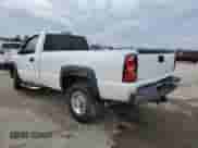2007 Chevrolet Silverado 2500HD Work Truck z VIN 1GCHC24U57E150220, wystawiony jako Copart lot #82593304 z przebiegiem Nie podano mil oraz Szkoda całkowita • Salvage title. Historia ofert i sprzedaży dostępna na DreamBid. Obrazek 2.