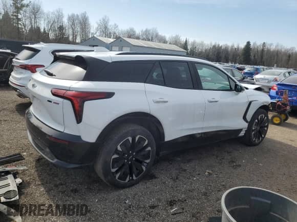 2024 Chevrolet Blazer EV eAWD RS z VIN 3GNKDCRJ9RS162622, wystawiony jako Copart lot #48101435 z przebiegiem 42 427 mil mil oraz Szkoda całkowita • Salvage title. Historia ofert i sprzedaży dostępna na DreamBid. Obrazek 3.