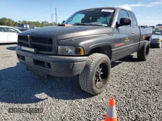 2001 Dodge 1500 с VIN 3B7HC13Y91M279447, выставлен на аукционе Copart как лот 76724074 с пробегом Не указан миль и Списание • Salvage title. История ставок и продаж доступна на DreamBid. Изображение 1.