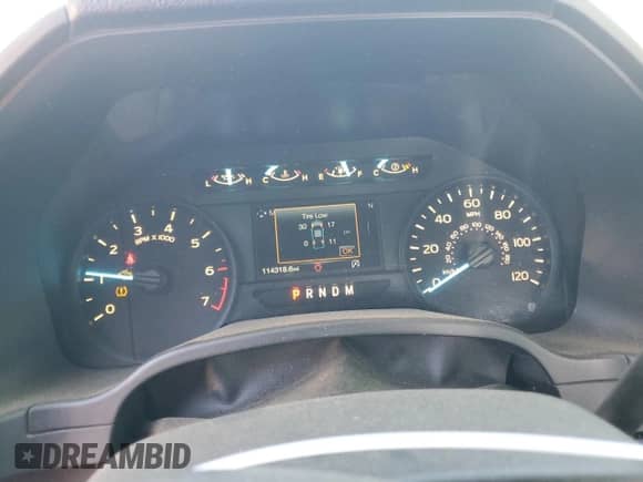 2019 Ford F-150 XL z VIN 1FTEW1CP3KKD55769, wystawiony jako Copart lot #89638715 z przebiegiem 114 318 mil mil oraz Szkoda całkowita • Salvage title. Historia ofert i sprzedaży dostępna na DreamBid. Obrazek 9.