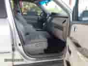 2009 Honda Pilot Touring with VIN 5FNYF38839B022943, listed as a IAAI auction lot 42443006 with 199,184 mi miles and . Bid and sale history available at DreamBid. Image 5.