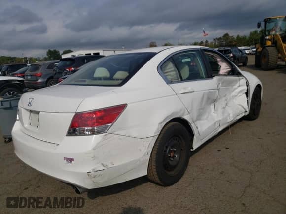 2009 Honda Accord LX-P с VIN 1HGCP26439A136842, выставлен на аукционе Copart как лот 81311285 с пробегом 70 964 миль миль и Списание • Salvage title. История ставок и продаж доступна на DreamBid. Изображение 3.