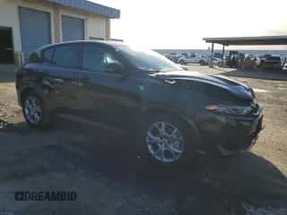 2024 Dodge Hornet R/T z VIN ZACPDFCW7R3A32223, wystawiony jako Copart lot #87192154 z przebiegiem 26 613 mil mil oraz Nie do naprawy • Non repairable. Historia ofert i sprzedaży dostępna na DreamBid. Obrazek 4.