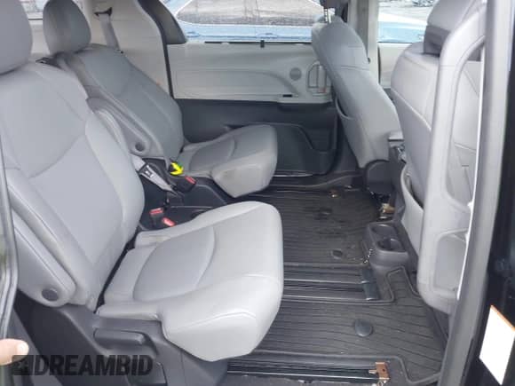 2023 Toyota Sienna XLE с VIN 5TDYRKEC2PS153204, выставлен на аукционе IAAI как лот 43239894 с пробегом 42 101 миль миль и . История ставок и продаж доступна на DreamBid. Изображение 8.