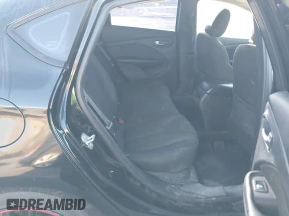 2016 Dodge Dart SE with VIN 1C3CDFAA3GD533530, listed as a IAAI auction lot 43176401 with 139,831 mi miles and . Bid and sale history available at DreamBid. Image 8.