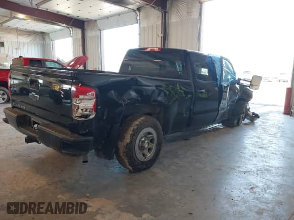 2018 Chevrolet Silverado 1500 Work Truck с VIN 1GCUKNEC8JF105055, выставлен на аукционе IAAI как лот 42197548 с пробегом 188 265 миль миль и . История ставок и продаж доступна на DreamBid. Изображение 4.
