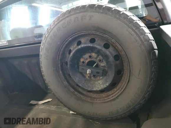 2006 Ford F-150 STX с VIN 1FTRX14W26FB06835, выставлен на аукционе Copart как лот 84768025 с пробегом 93 466 миль миль и Списание • Salvage title. История ставок и продаж доступна на DreamBid. Изображение 12.