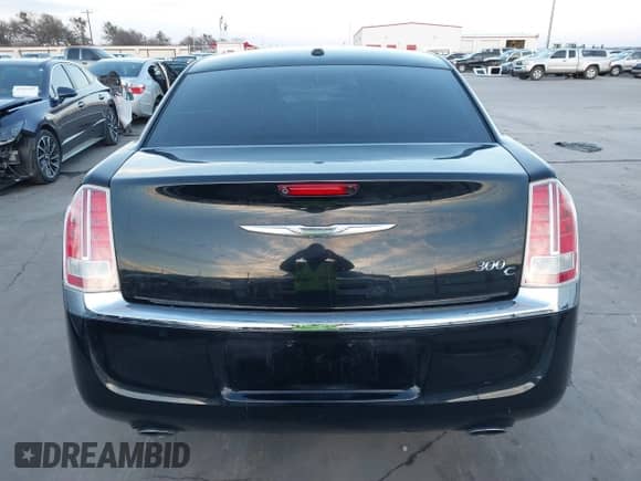 2014 Chrysler 300 C with VIN 2C3CCAEGXEH380004, listed as a IAAI auction lot 41363108 with 95,440 mi miles and . Bid and sale history available at DreamBid. Image 17.