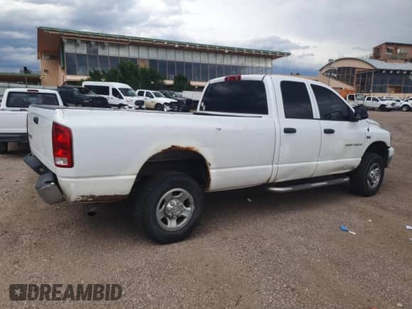 2006 Dodge 2500 SLT with VIN 1D7KS28D36J122124, listed as a Copart auction lot 65529735 with 390,931 mi miles and Salvage title. Bid and sale history available at DreamBid. Image 3.
