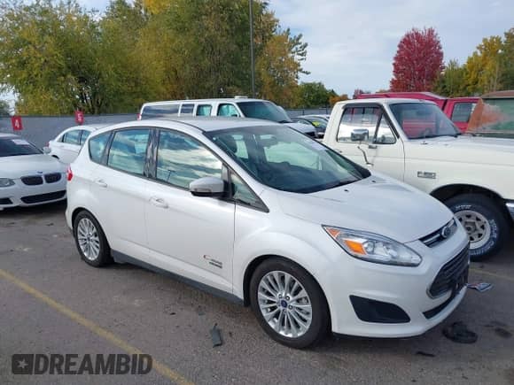2017 Ford C-Max SE с VIN 1FADP5EU7HL103695, выставлен на аукционе IAAI как лот 43548752 с пробегом 73 743 миль миль и . История ставок и продаж доступна на DreamBid. Изображение 1.